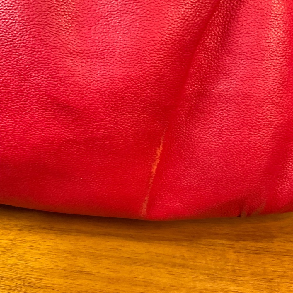Salvatore Ferragamo Red Leather Shoulder Bag COA - Picture 6 of 16